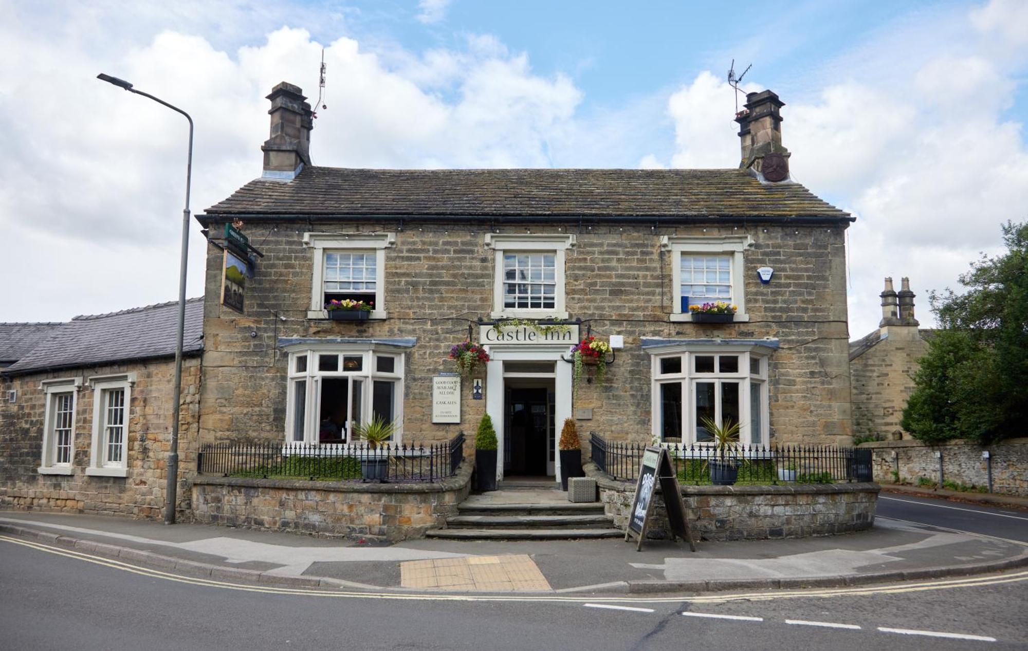 Castle Inn By Greene King Inns Bakewell Exterior foto